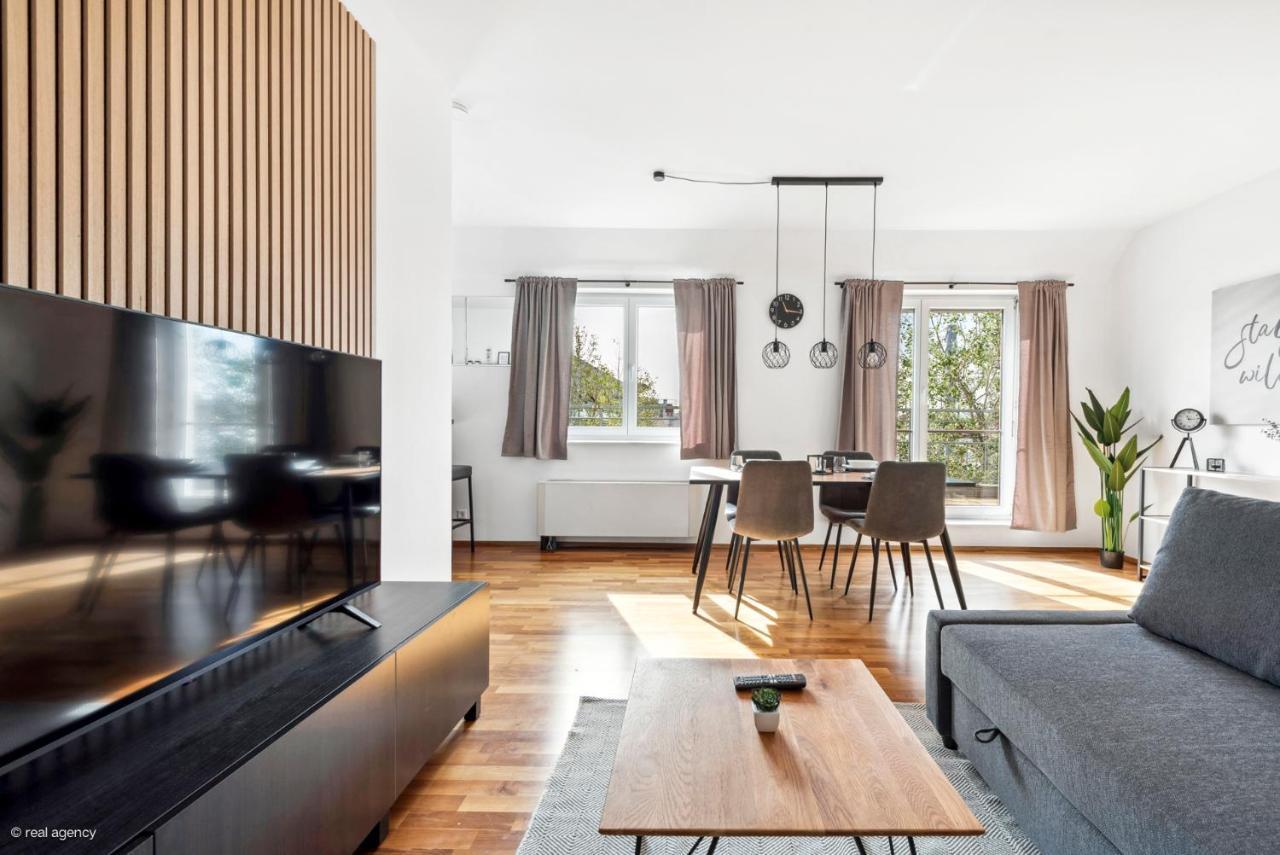 Bernhards Apartment Stadthalle - Klima & Terrasse Vídeň Exteriér fotografie